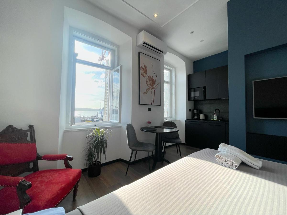 Navis City Apartments 普拉 外观 照片